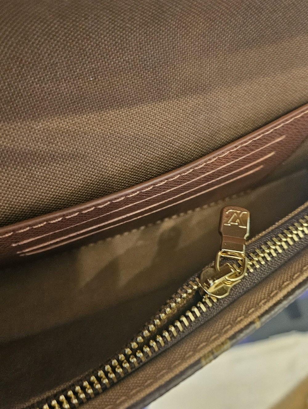 Louis Vuitton Ivy Wallet On Chain Monogram Microchipped w/ Dustbag - Picture 11 of 15